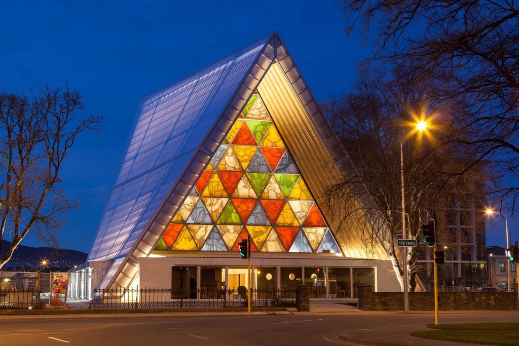 Ramada Suites By Wyndham Christchurch City Екстер'єр фото