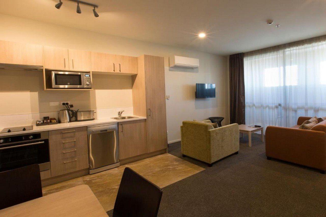 Ramada Suites By Wyndham Christchurch City Екстер'єр фото