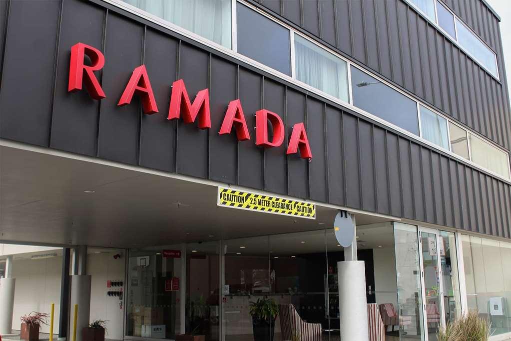 Ramada Suites By Wyndham Christchurch City Екстер'єр фото