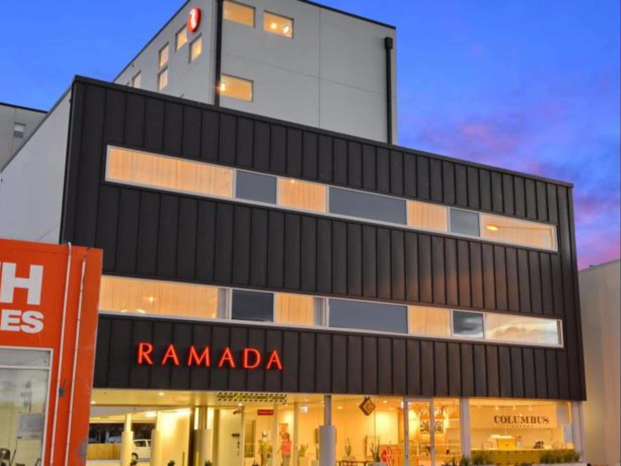 Ramada Suites By Wyndham Christchurch City Екстер'єр фото